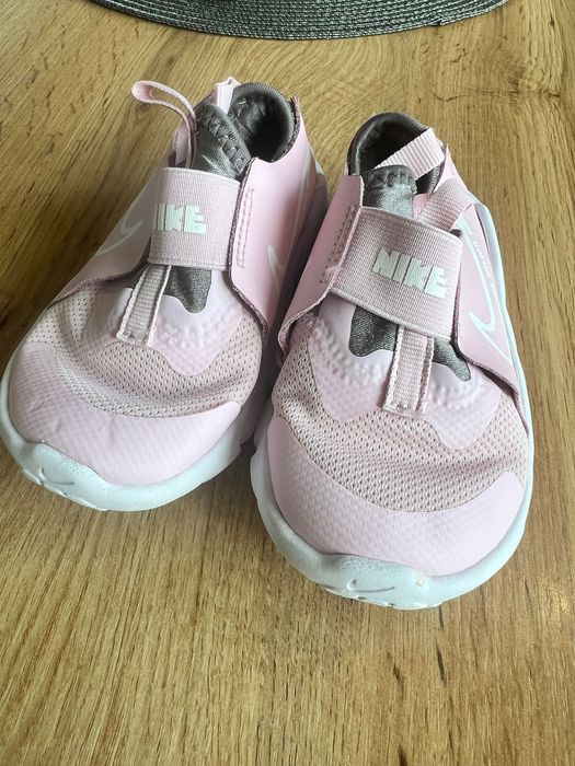 Маратонки Nike 23.5