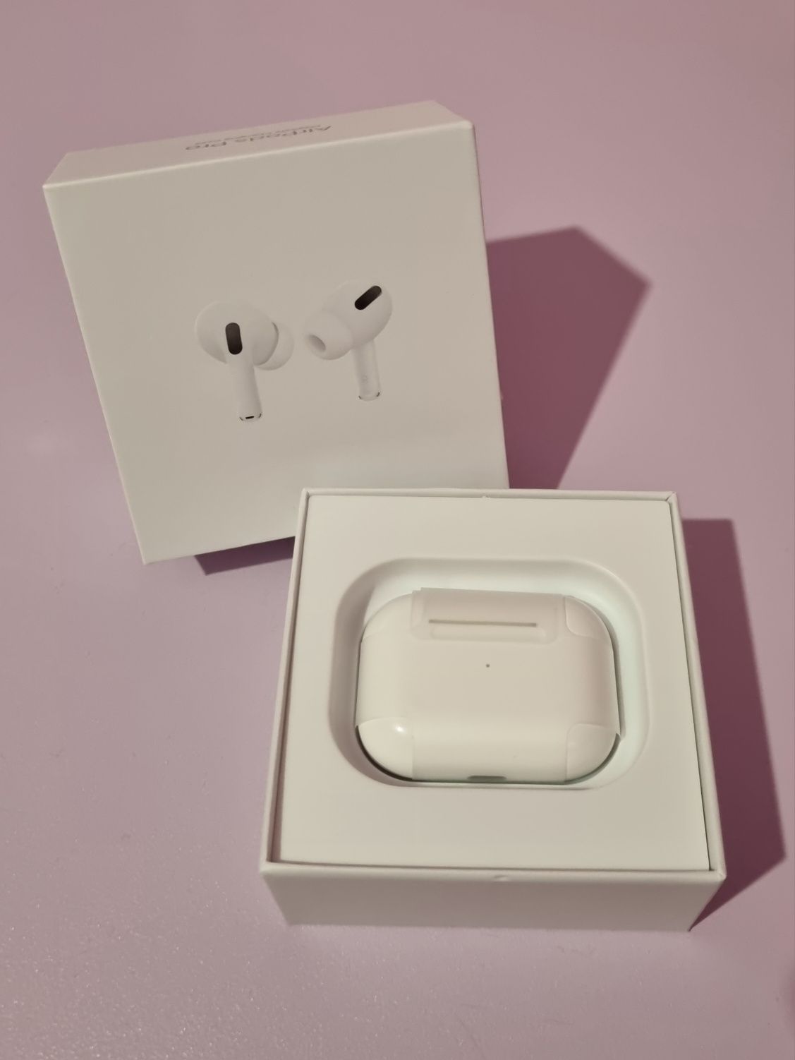 Слушалки AirPods Pro