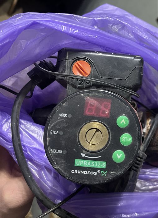 Циркуляционный насос Grundfos UPBASIC 32-6 180