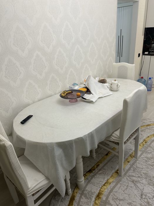 Стол буу стулья в подарок