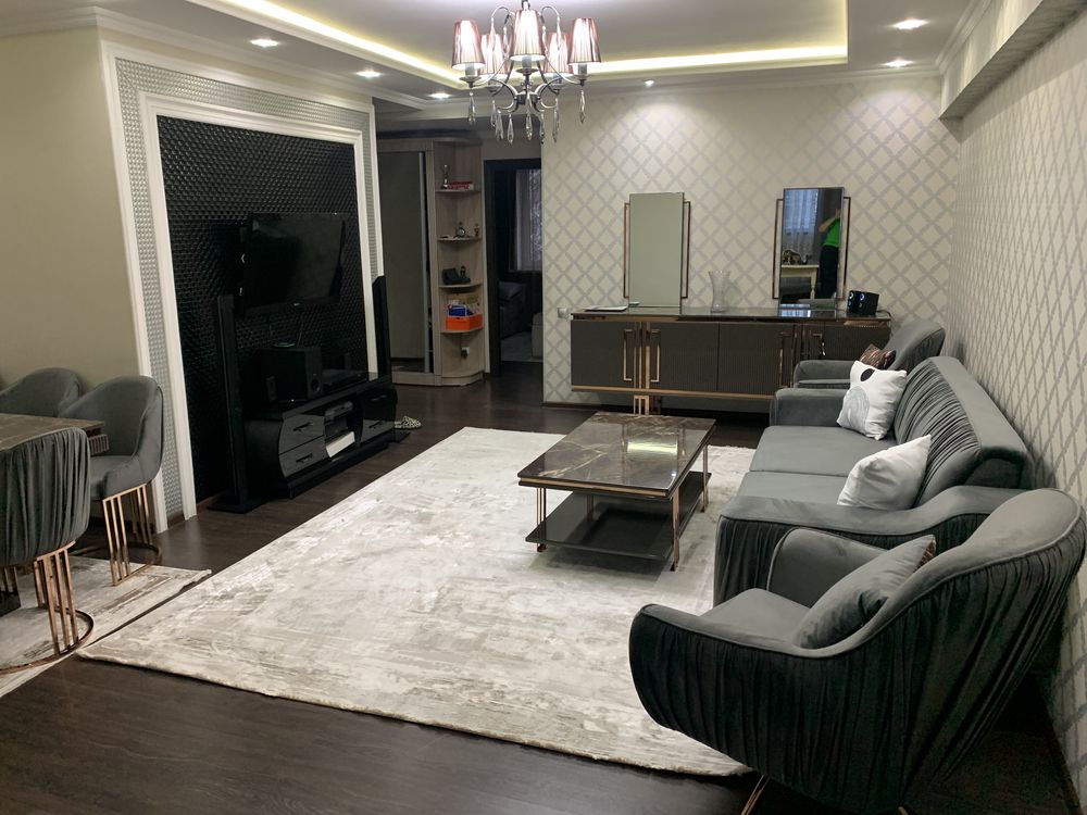 Продается  Квартира (Алайский, Ц4)