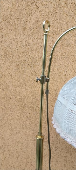 Lampadar de podea, alamă