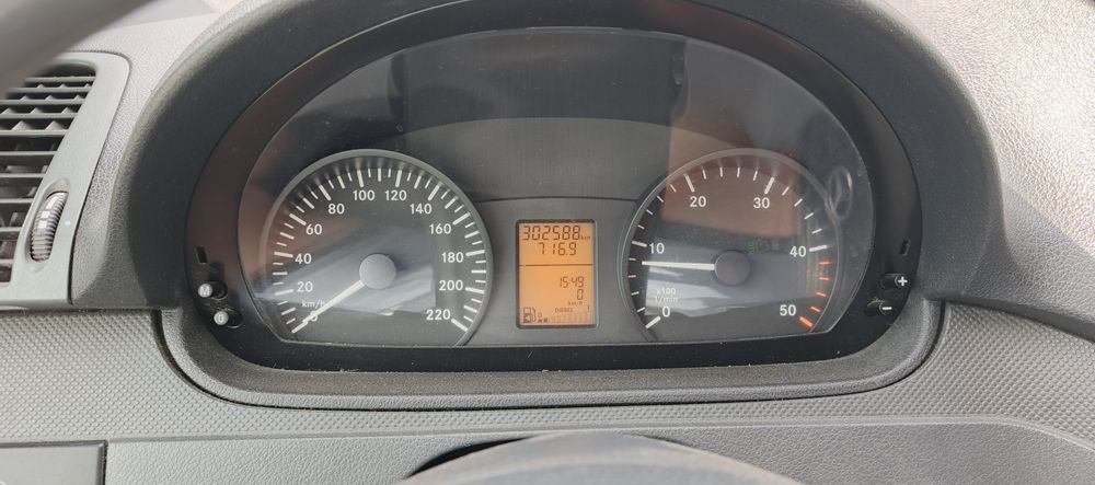 Mercedes vito 9 locuri Extra long euro5 2012
