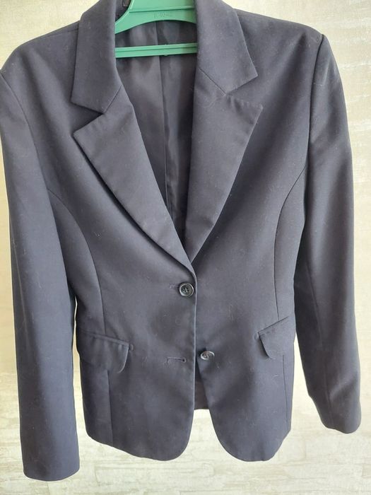 Продам школьный жакет для девочки