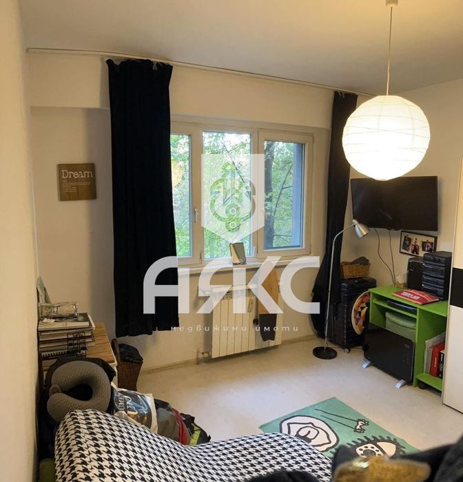 Продава се Двустаен апартамент в София, Красно село - 55 кв.м за 4346 €/кв.м - Снимка #4