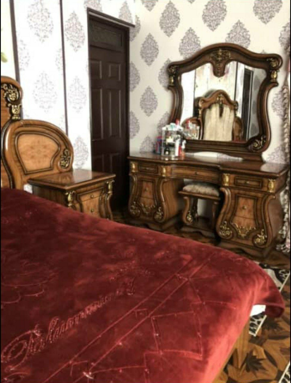 Мебель спальня и гостинная
