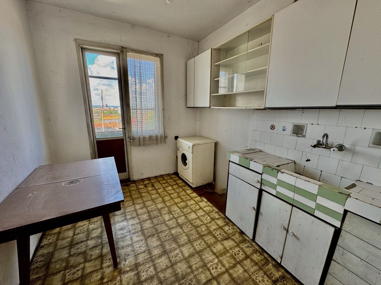Продава се Тристаен апартамент в Русе, Мальовица - 102 кв.м за 736 €/кв.м - Снимка #6