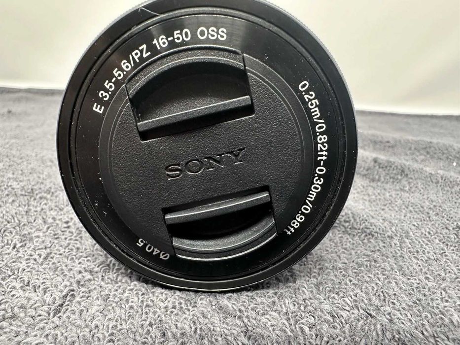 Обектив Sony SELP1650 E PZ 16-50mm f/3.5-5.6 OSS