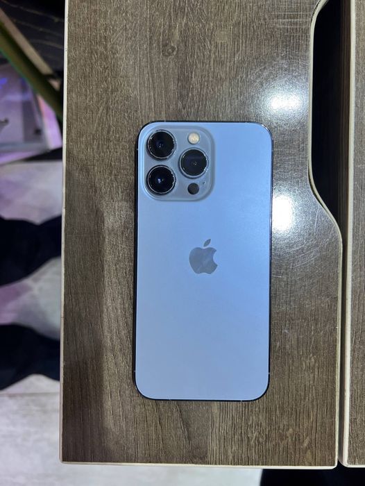 Iphone 13 pro  .