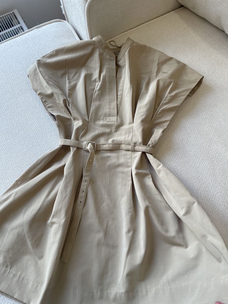 Платье Zara в отличном качестве