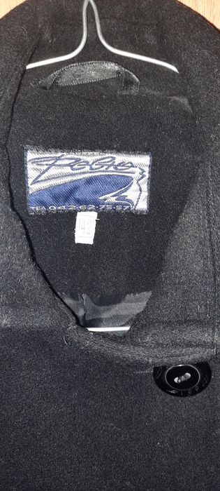 Дамско палто на фирма Ревю