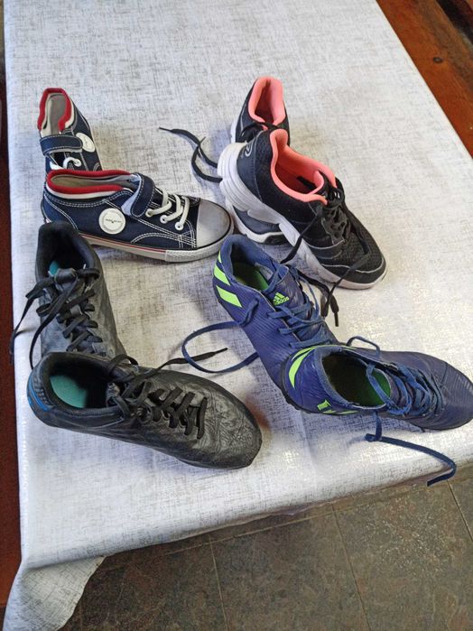 Лот Детски спортни обувки 34-35номер лот