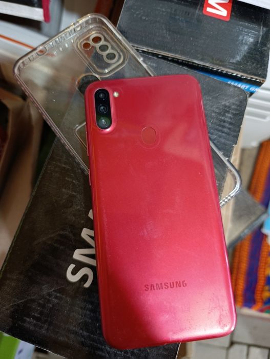 Samsung A11 holati yaxshi