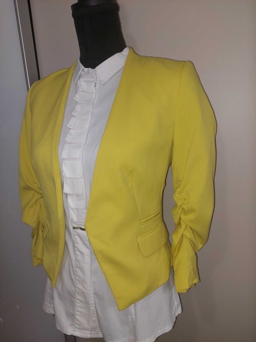 Sacou office cu umeri creți, mâneci crete galben