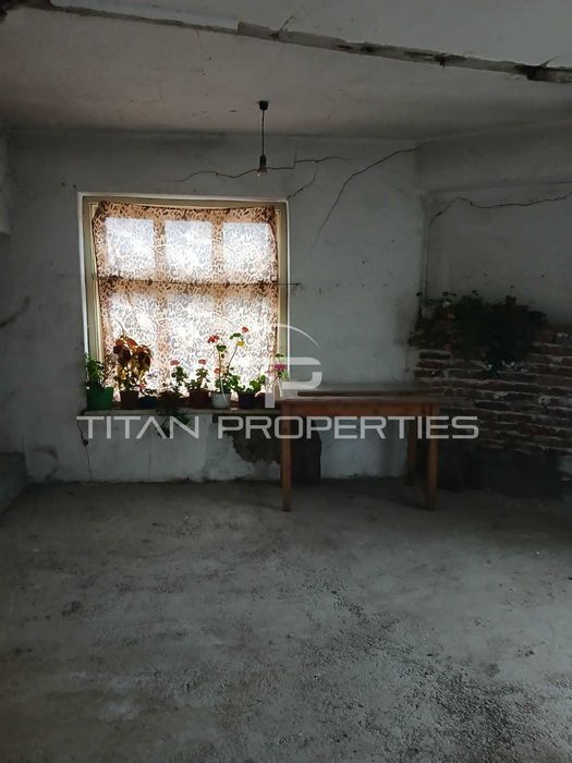 Едноетажна къща в Ръжево Конаре