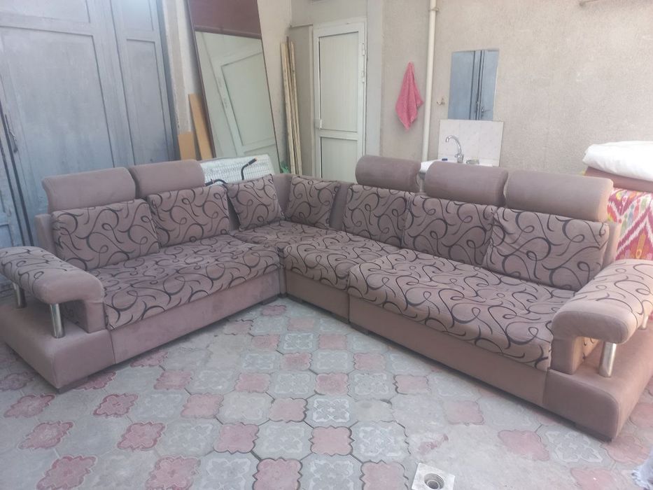 Продам гостиный угалок