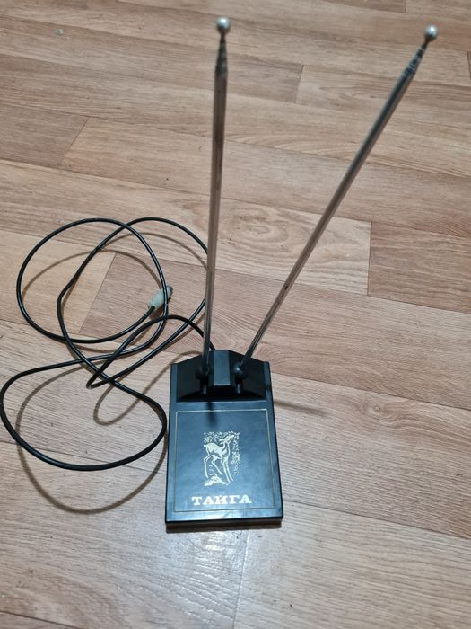 Комнатная антенна