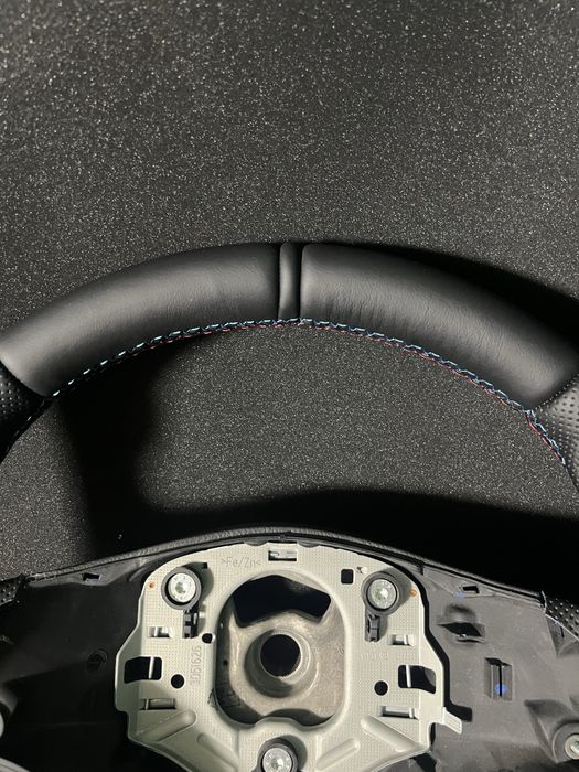 Волан BMW E90 M - Претапициран