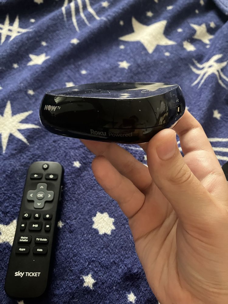 Streaming box NowTV roku powered cu telecomanda