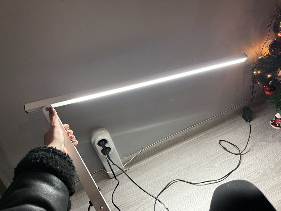 Настолна лампа за маникюр или друга дейност