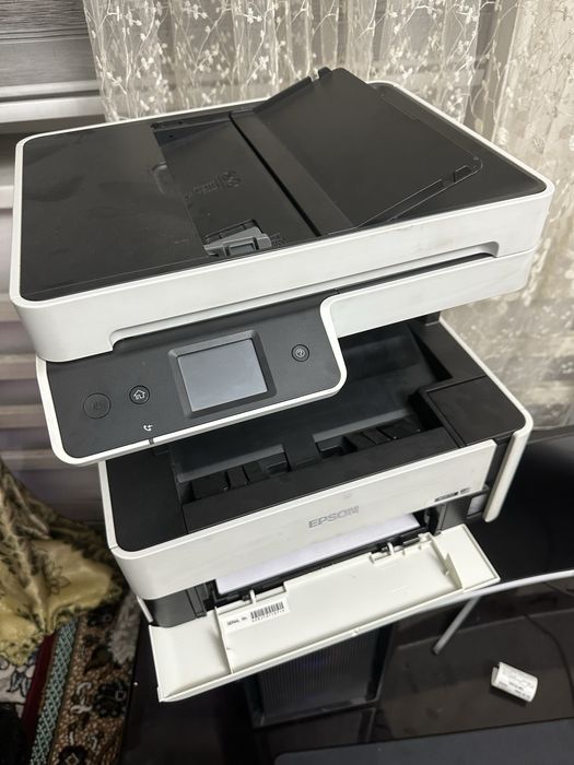 Epson M3170 4 v 1 kam ishlatilgan holati ideal aybi yoq