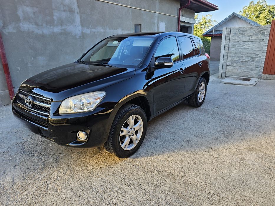 Vand Toyota RAV4 4x4 diesel