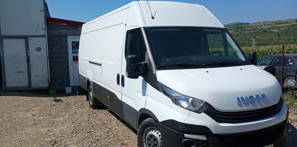 Vând Iveco Daily