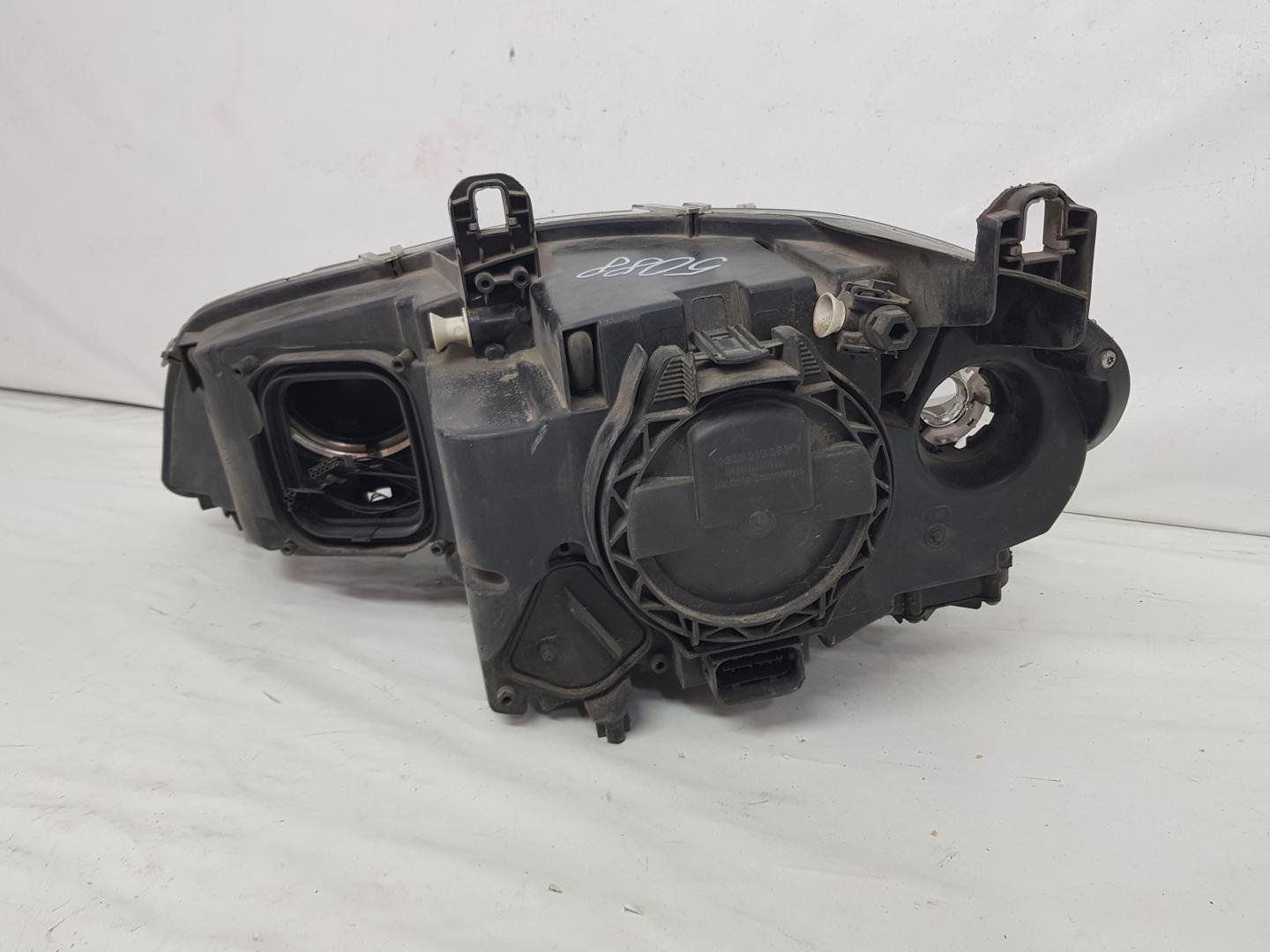 Far dreapta Xenon Adaptiv BMW X5 E70 LCI facelift dupa 2010