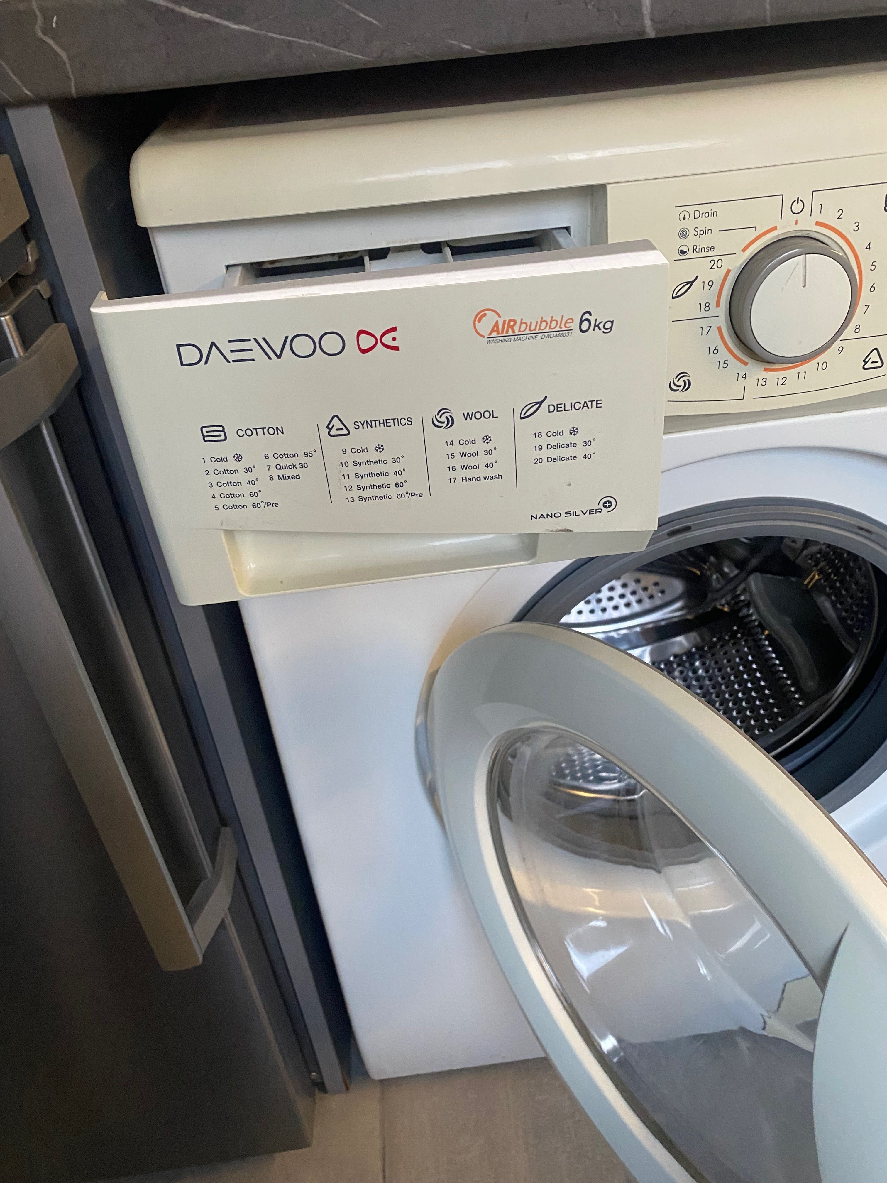 Пералня DAEWOO DC 100лв.
