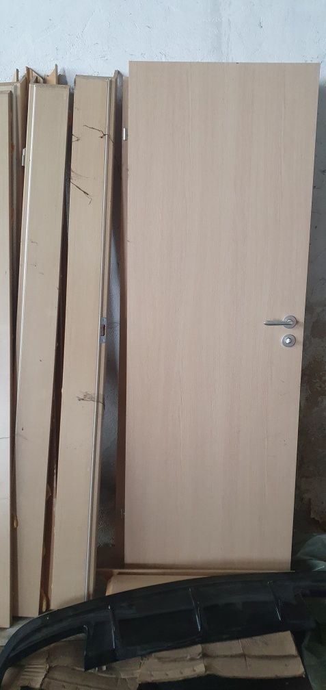 Интериорни врати