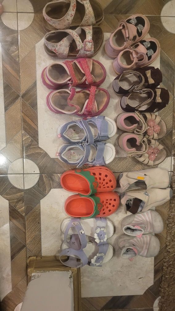 Lot sandale fetițe 10 perechi