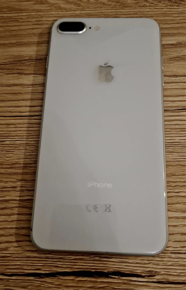 Iphone 8 plus 64 гигабайт