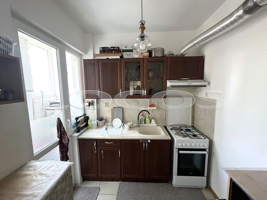 Продава се Тристаен апартамент в Варна, Лятно кино Тракия - 77 кв.м за 3052 €/кв.м - Снимка #2