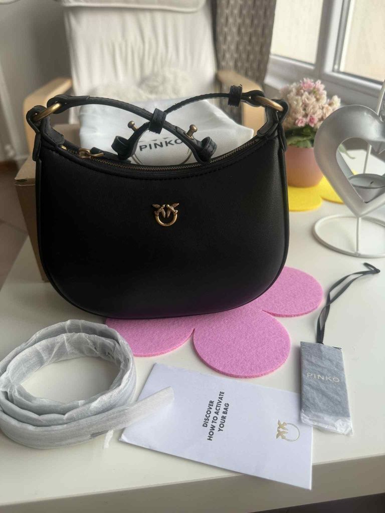 Кожена чанта Pinko