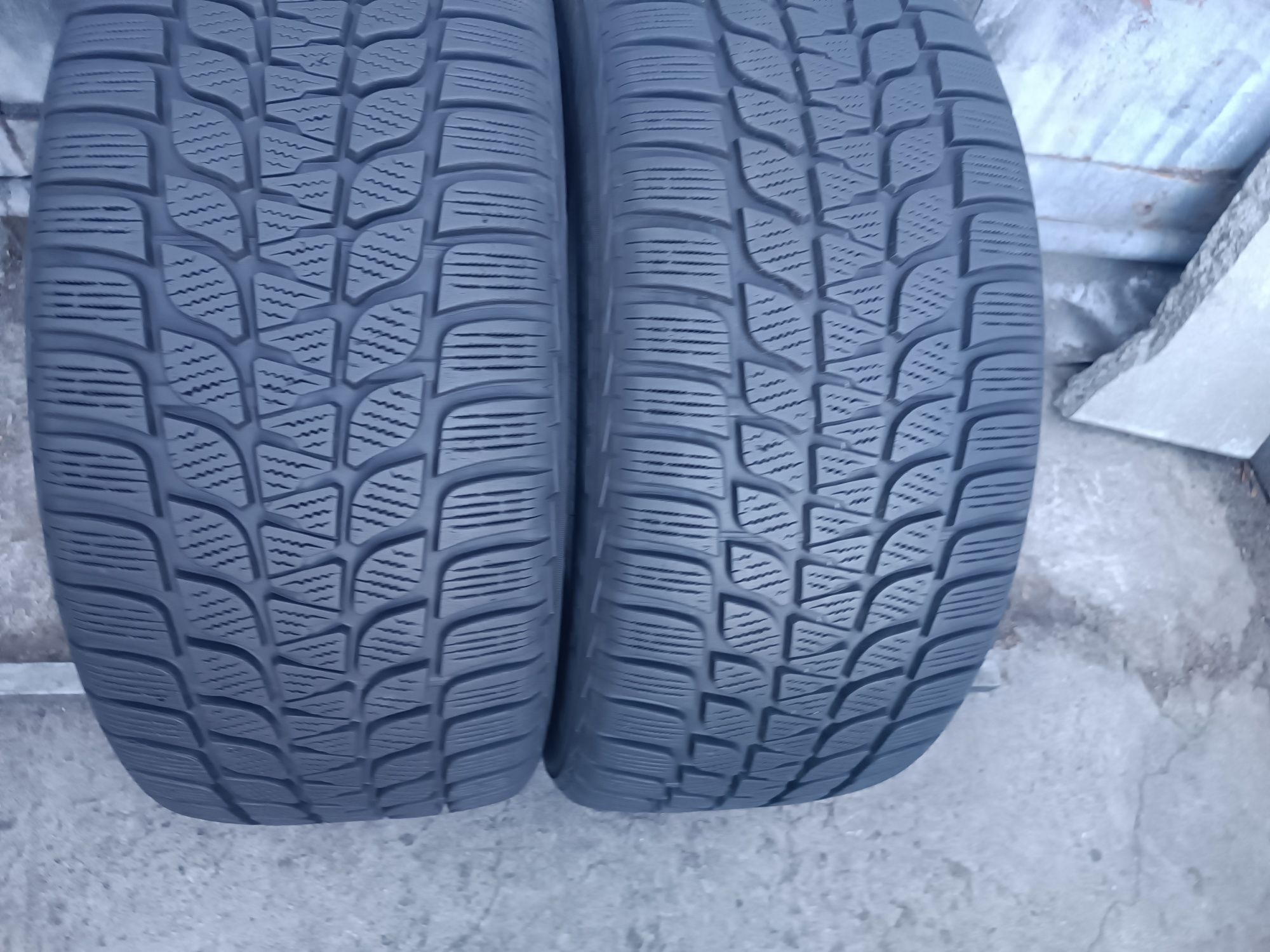 245/45/17 Bridgestone