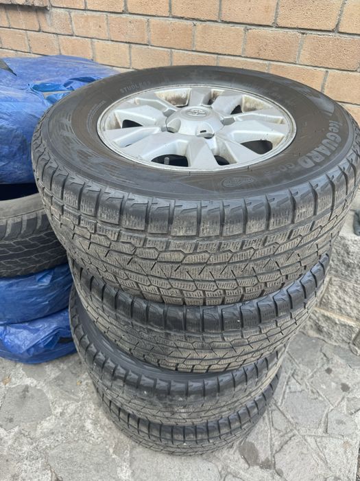 285/65/17 резина с дисками