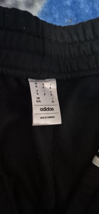 Pantaloni adidas Noi