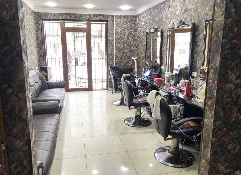 Продается Нежилой помещения чиланзар 20-кв Эвос  75м2 Фасад- 7 метр