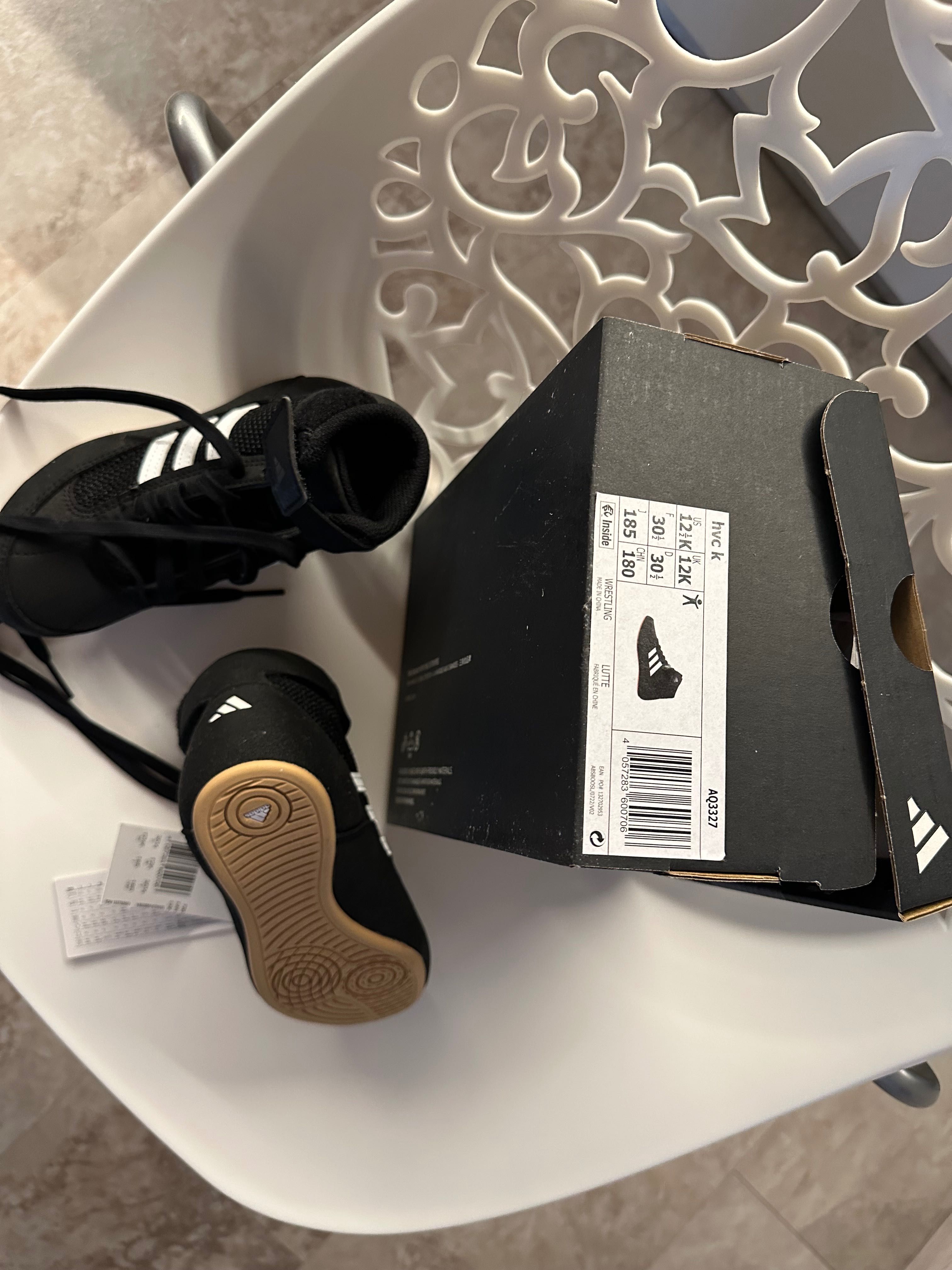 Adidas havoc детски борцовки, обувки за борба, нови, 30,5 номер