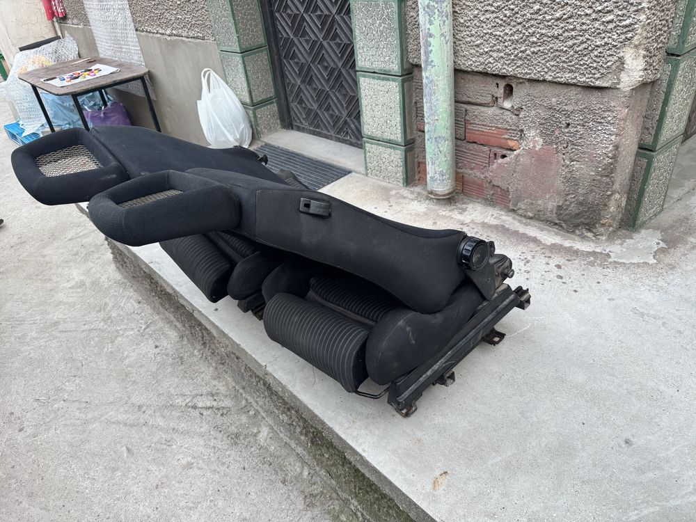 Седалки Recaro LX