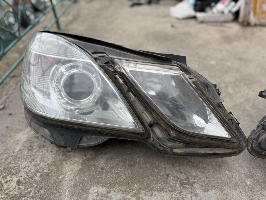 Фарове ляв и десен за Мерцедес Е класа W212 без ксенон