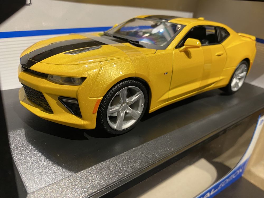 MAISTO CHEVROLET CAMARO SS an 2016 machetă auto scara 1:18