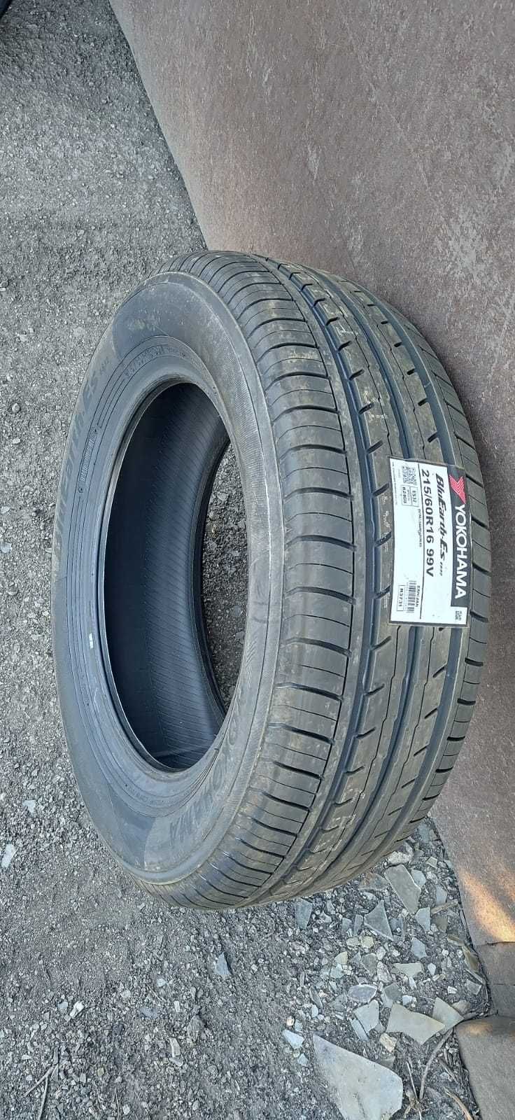 215/60R16 Es32 YOKOHAMA