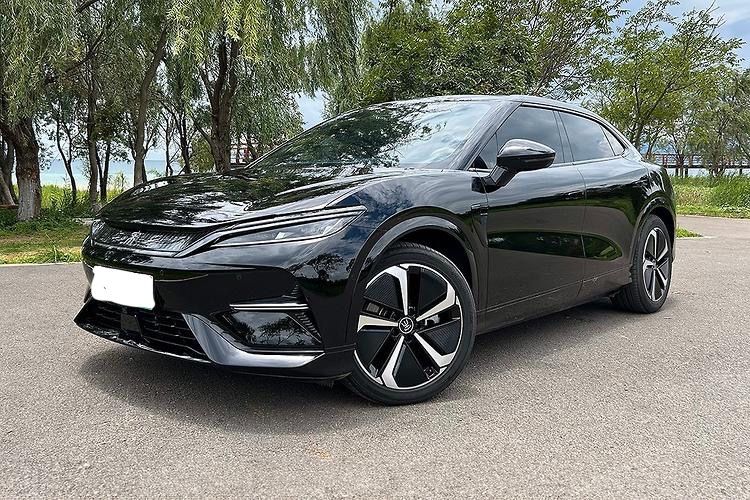 BYD Song L Ev 640