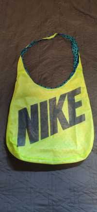 Спортна чанта Nike