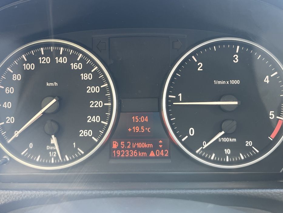 BMW 318D 2.0 Двигателят и ходовата част са без никакви проблеми