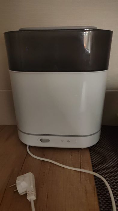 Sterilizator electric