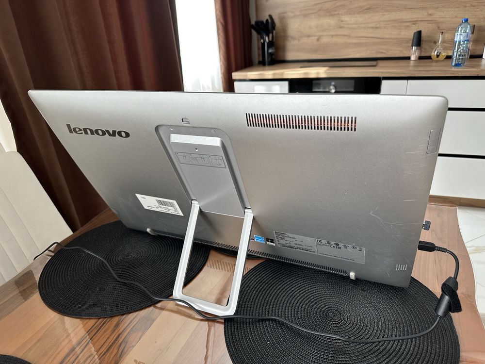 Lenovo Horizon 2 27” Intel Core i7 8GB RAM 1TB HDD