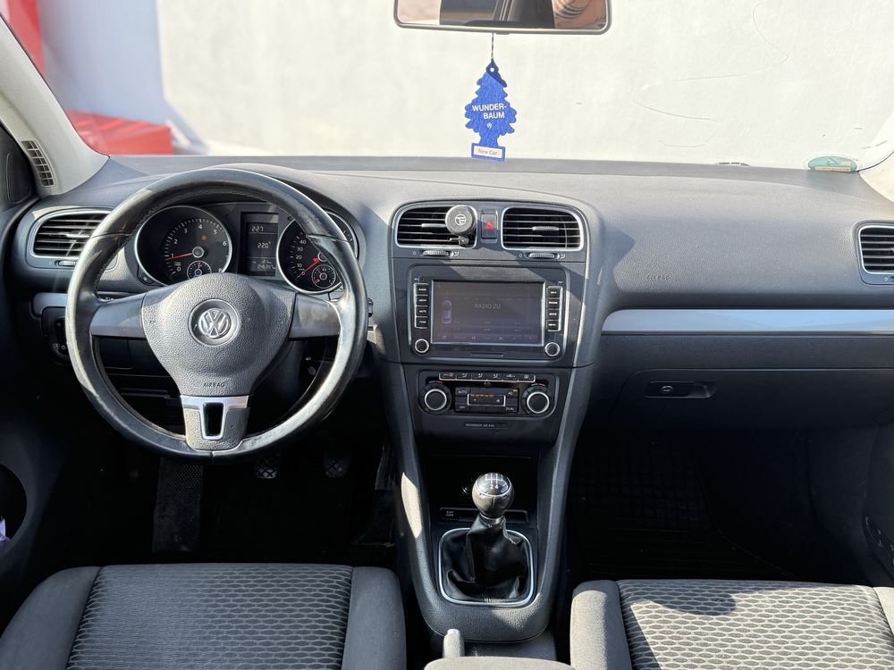 VW Golf VI/2010/1.4MPI Clasic/Clima/Navi/Inmatriculat