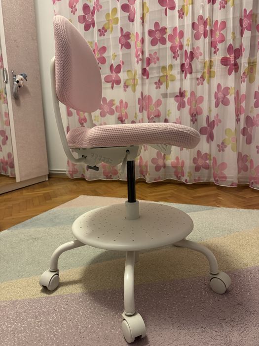 Scaun birou copii IKEA, ergonomic, stare foarta buna